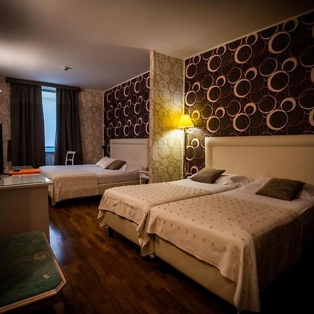 קונאו Hotel Palazzo Lovera מראה חיצוני תמונה