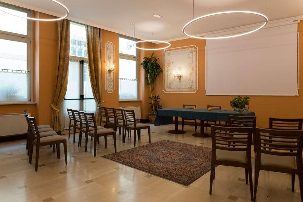 קונאו Hotel Palazzo Lovera מתקנים תמונה