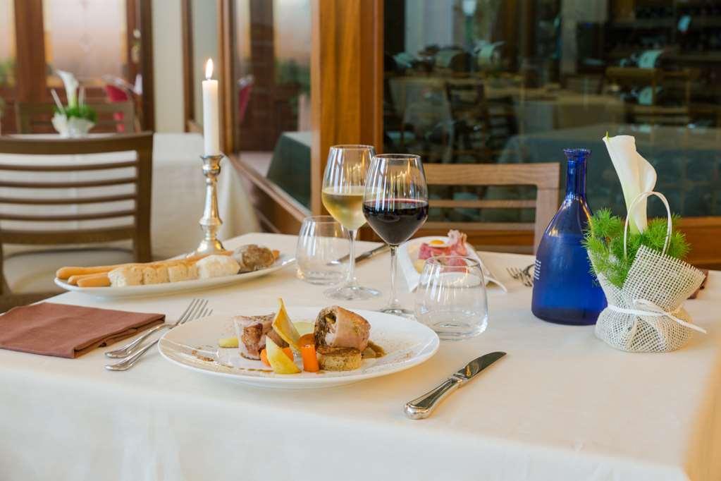 קונאו Hotel Palazzo Lovera מסעדה תמונה