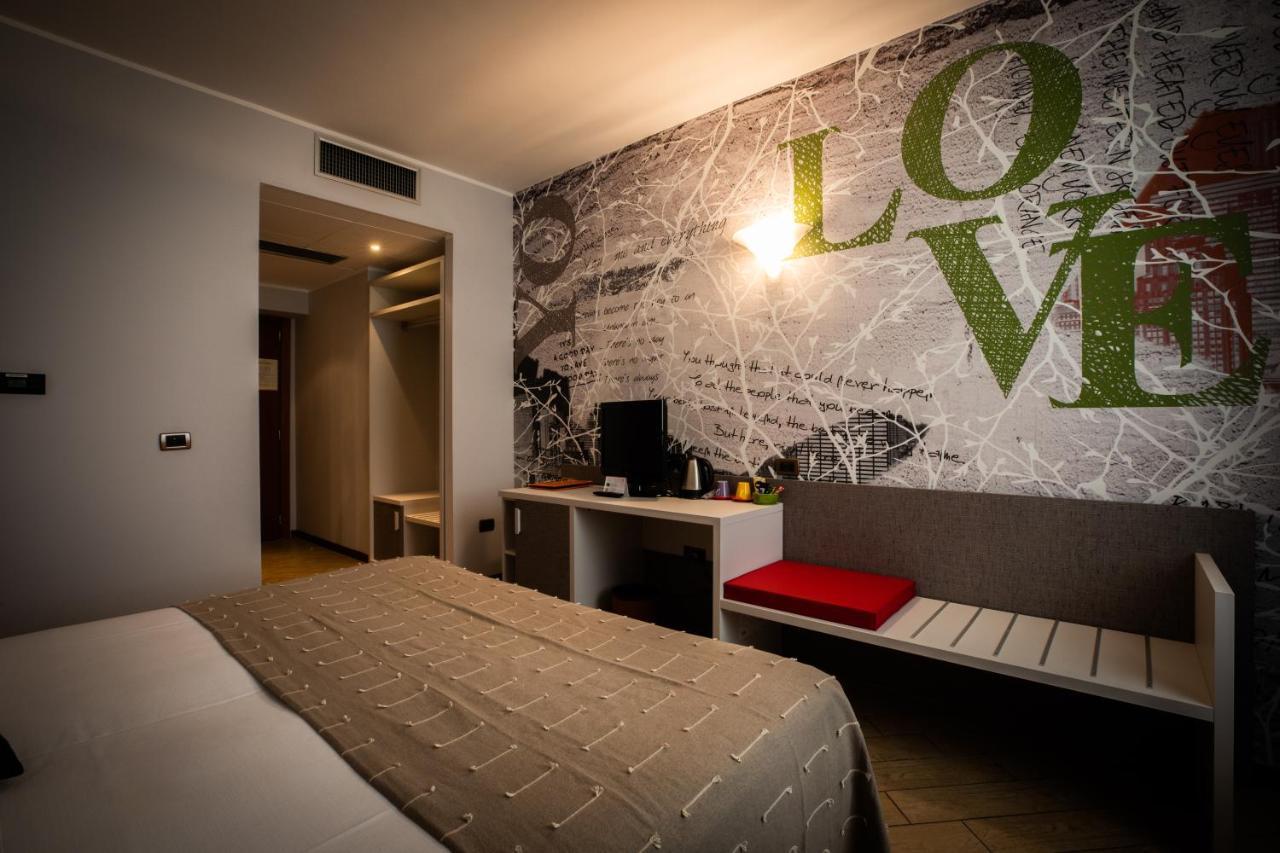 קונאו Hotel Palazzo Lovera מראה חיצוני תמונה
