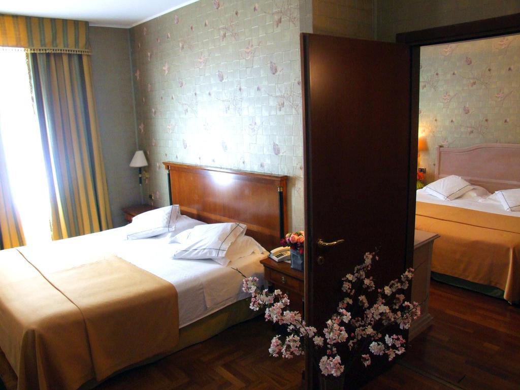 קונאו Hotel Palazzo Lovera מראה חיצוני תמונה