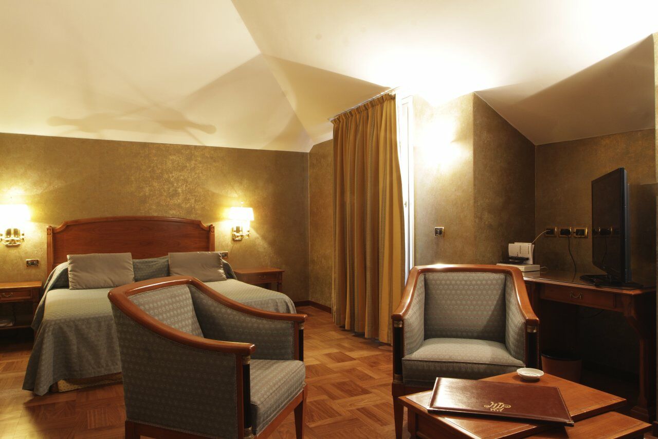 קונאו Hotel Palazzo Lovera מראה חיצוני תמונה